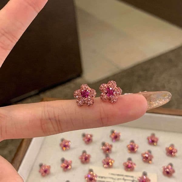 Earrings Sweet Sparkling Full zircon Small Pink Flower Simple Fashion Versatile High Value Cute Exquisite Earring for Women