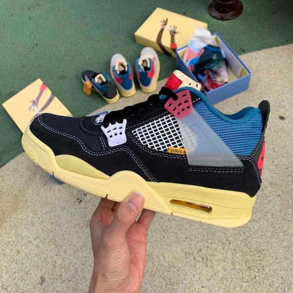 Authentic Union x 4 Shoes Off Noir Guava Ice 4s Desert Moss Taupe Haze Men Women Sports Sneakers Basketball Trainers With Original