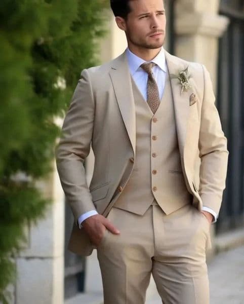 Champagne mens Tuxedo Wedding Suits For Men Bespoke Groom Wear Formal Fashion Men Suit Prom Party BlazerPantsVest 251217