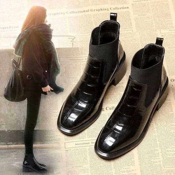 Chelsea 2025 Autumn/Winter British Lacquer Mid Heel Round Toe High Heels Shiny Leather Women's Boots XJ251231