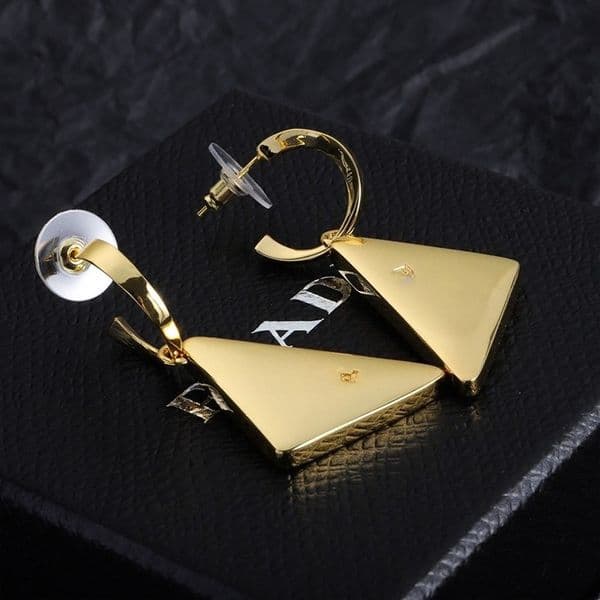 Letter inverted triangle luxury designer jewelry women gold earrings wedding gifts