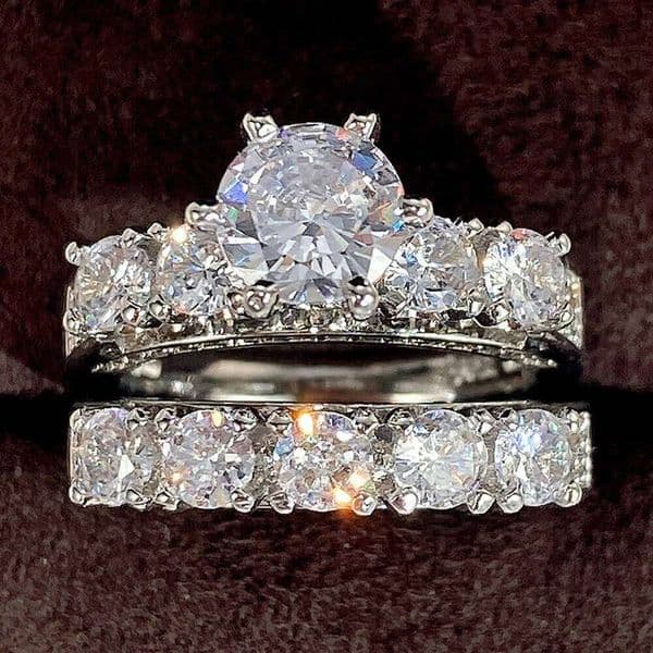 Huitan Fashion Luxury Crystal Cubic Zirconia Set Rings for Women Engagement Wedding Party High Quality Finger Accessories 2Pcs