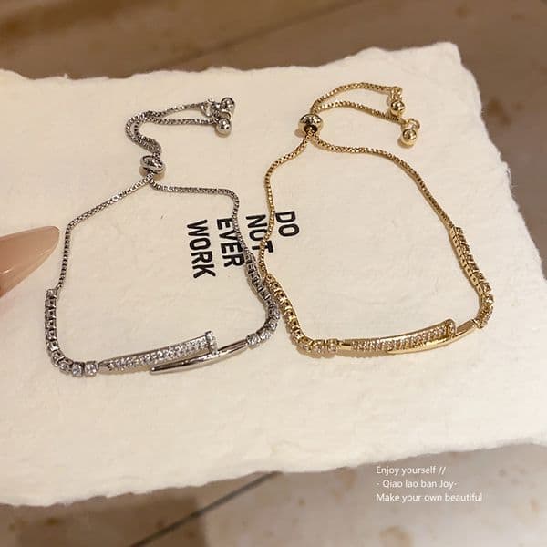 Gold Tone Cubic Zirconia Pave Brelet With Adjustable Chain Stylish Minimst Jewelry And Gift For Her High Quty And Modern cessory Z260508