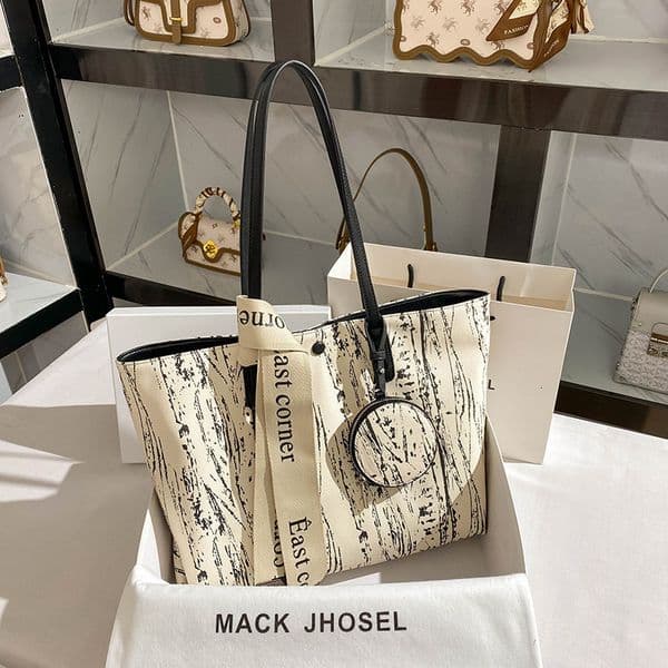 Free Shipping Designer Women's Large Capacity High-end Tote Bag Fashion Handbag Shoulder Crossbody Bag Luxury Shopping Bag