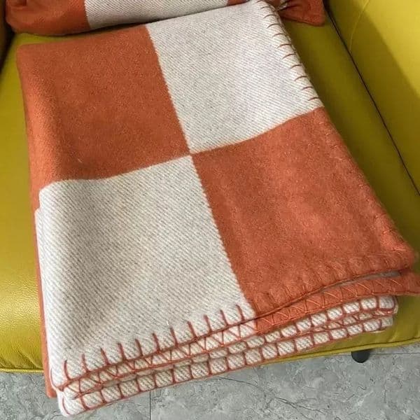 Letter Cashmere Designer Soft Woolen Scarf Shawl Portable Warmth Thickening Plaid Sofa Bed Fleece Knitted Blanket 135*170CM QB56