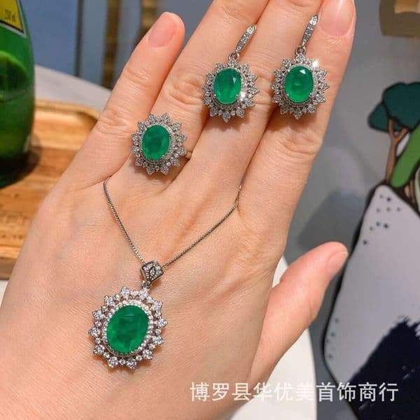 Internet Celebrity Live S Sier Needle Imitation Emerald Pendant Necklace Ring Earrings Wedding Jewelry Three-Piece Set Ee2