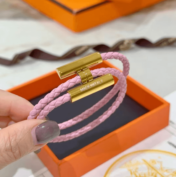 2026 New Men Women Fashion Charm Unisex Orange Wristband Genuine Leather Braided Hand Rope Bracelet Designer Jewelry Bracelets For Elegant Designer
