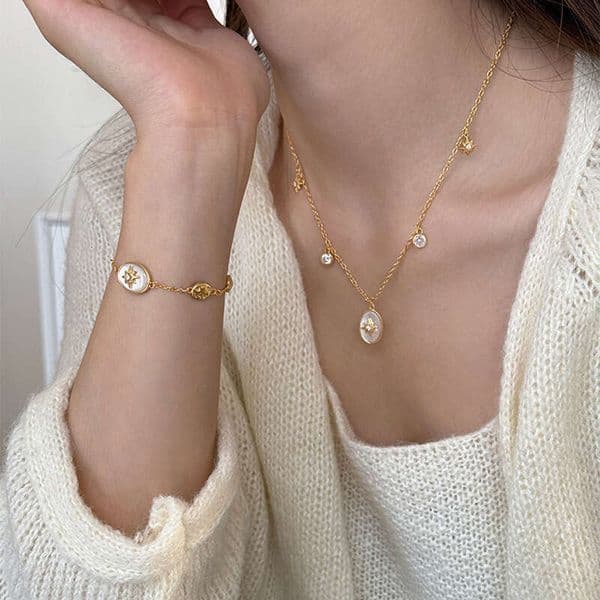 Luxury jewelry designer bracelet For Women necklace zircon star oval bracelet necklace set high-end retro collarbone chain fashionable and versatile accessory