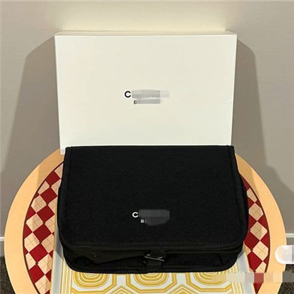 Storage Unisex Hanging Multi-functional Toilet Bag with Gift Box