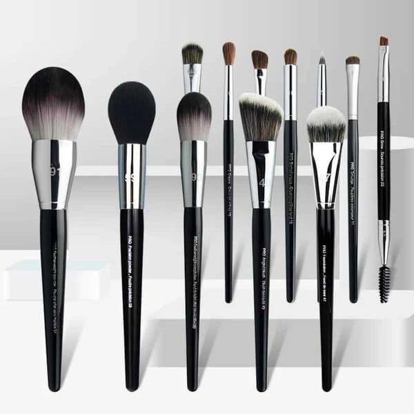 High Quality Foundation Makeup Brushes Set Pro Makeup Brush Liquid Powder Eyeshadow Crease Concealer Cosmetic Tools Exquisite W250707