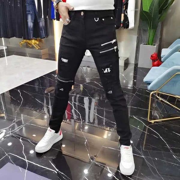 Luxury 2023 Mens High Street Korean Black Jeans with Zipper Distressed Hole Designer Youth Trend Slim-Fit Black Cotton Trousers XJ250707