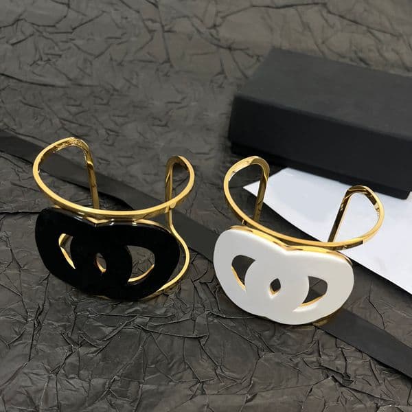 Black White Bracelet Bangle Design Letter None Fade Bracelet High Quality 18k Gold Plated Stainless Steel Love Jewelry Womens Bracelet Wedding Travel Jewelry