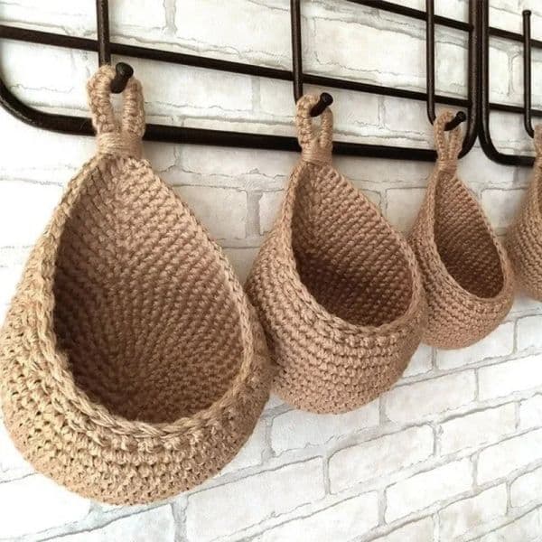 Handwoven Hanging Vegetable Fruit Basket Organizer Container Decor for Kitchen Garden Mount Wall Plant Flower Onion Storage