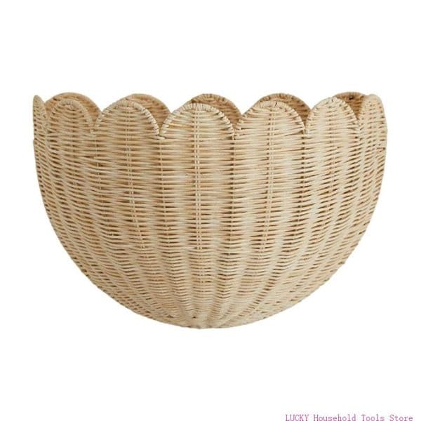 J0MC Decorative Scalloped Wall Basket Handwoven Rattan Hanging Decoration for Bedroom or Bathroom Storage