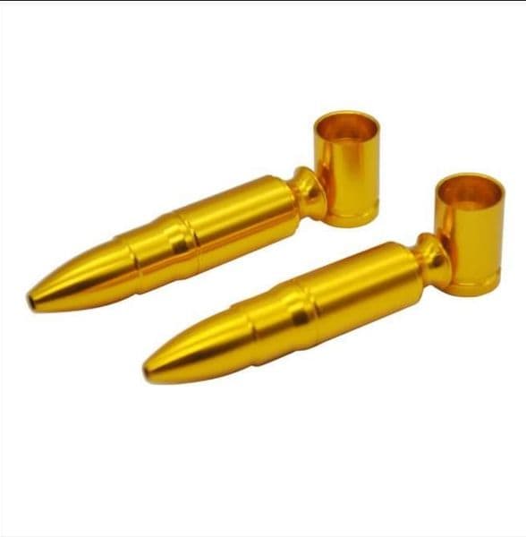 Metal pipes, cartridges, creative pipes, free rotation, portable two pieces of bullet mouthpiece.