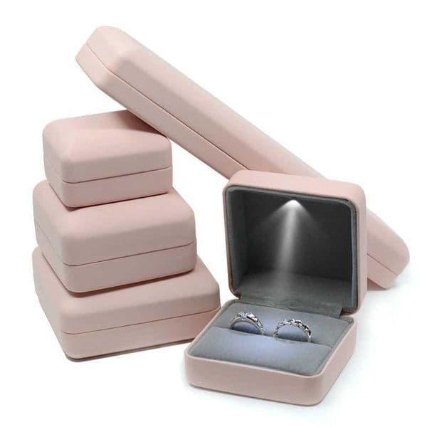 Engagement Ring Earrings Box For Women Jewelry Pendant Box with LED Light Jewelry Case Wedding Necklace Display Case Z250712