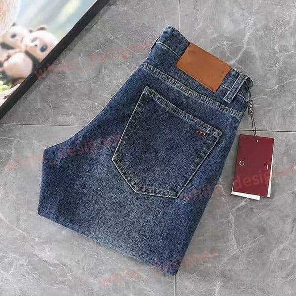 Designer mens jeans Luxury brand Denim pants Trousers for Mens Jeans trends High-end Quality Biker Slim Fit Motorcycle Mans jeans men Sweatpants size 30-42