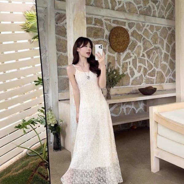 French Style Apricot Strap For Women Summer Lace Jacquard Vacation Slim Fit With Design Sense A-Line Long Dress B5