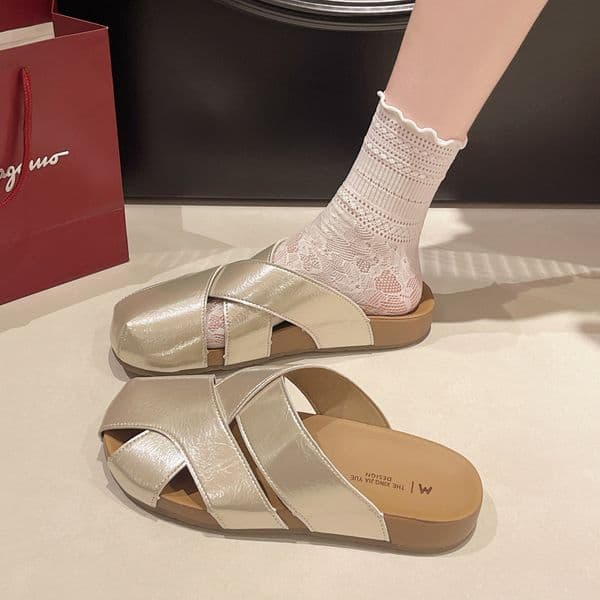 2025 Hot fashion Baotou New French Super Popular One-Foot Pregnant Women's Single Shoe Soft-Soled Flip-Top Cool Slippers