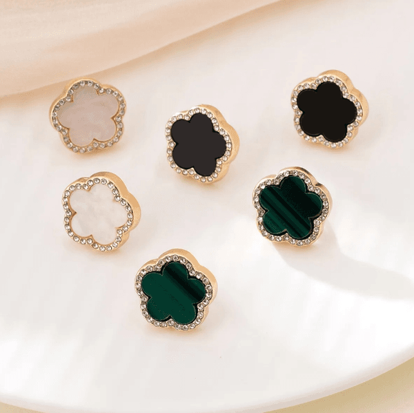 New stainless steel four-leaf petal stud earrings fashion personality women's titanium steel flower earrings are not allergic