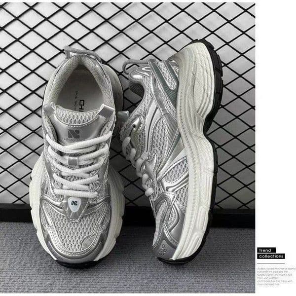 designer shoe Daddy female ins tide 2025 new spring and summer thick bottom sneakers mesh show feet small sier casual shoes