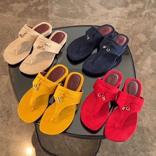 2025 New Hot fashion Round Toe Boho Flat Sandals Outdoor Casual Slippers