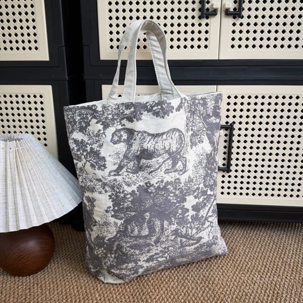 Designer Designer Embroidered art Tote Bag Animal Canvas Beach Casual Handbag For Travelling Shopping Gym Eco-Friendly Bag Free Shipping