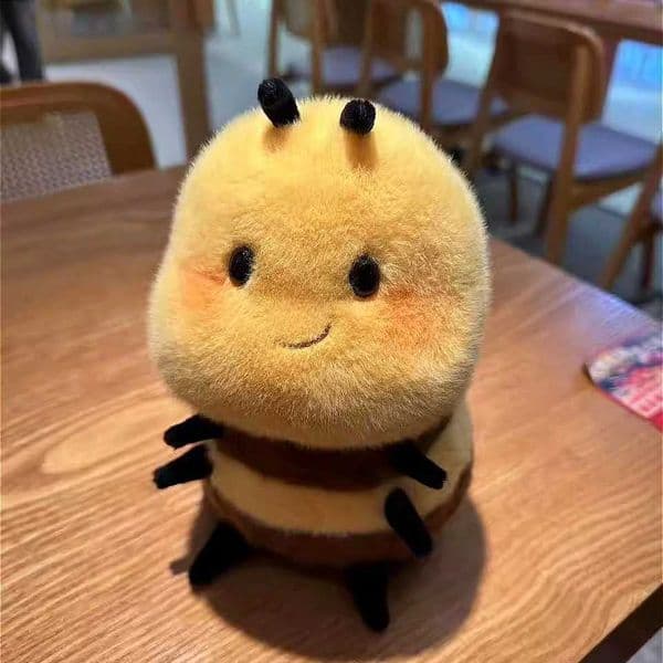 Super Cute Twisted Mouth Lips Ladybug Bee Plushie Stuffed 20CM Fat Ball Shape Bees Plush Toy Doll Toys for Kids Birthday Gift XJ250715 K260307