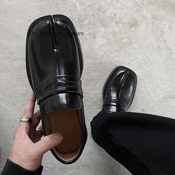 mason mahara shoes Beautiful Tabi Shoes Loafer for Men and Women Split Toe Thick Sole Casual Leather Shoes Z250508 a80