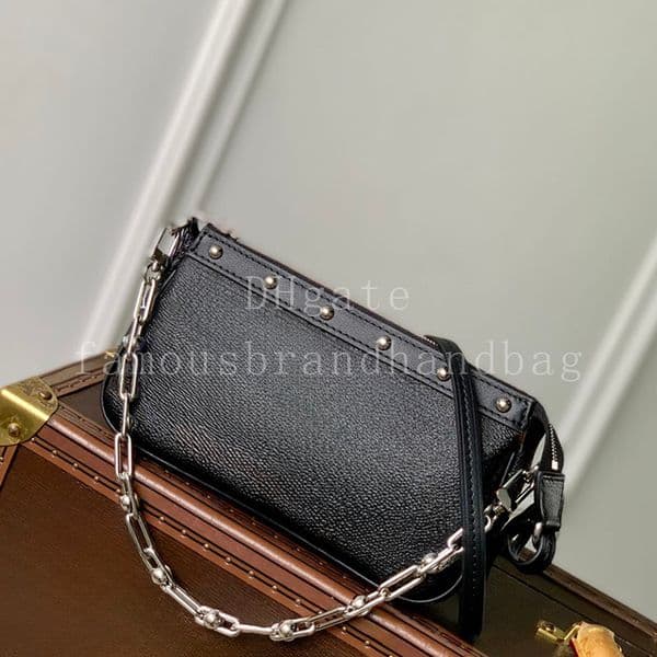Chain Pouch Cowhide Chain Bag Designer Mirror quality Designer Bag Handbag High Quality With Box LP12A1
