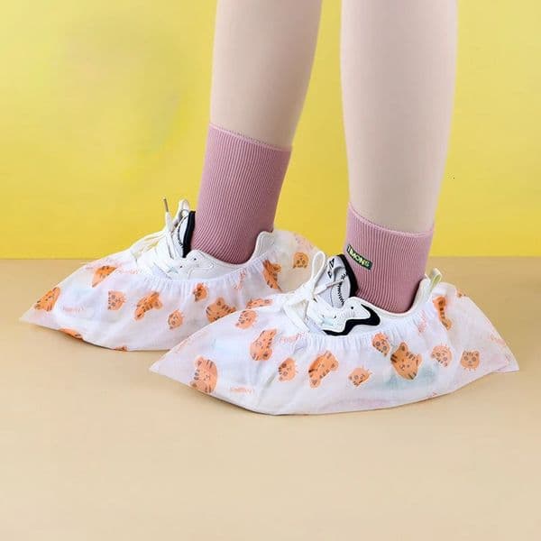 Disposable Cartoon Shoe Covers Non-woven Thickened Household Non-slip Indoor Shoe Covers Students Children Printed Foot Covers 250714