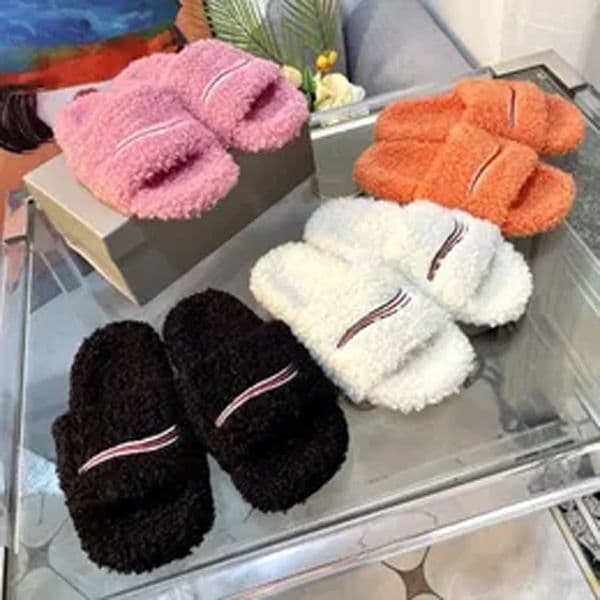 Designer luxury shoes, high-quality suede slippers, fashionable luxury shoes, trendy new shoes, multiple colors to choose from