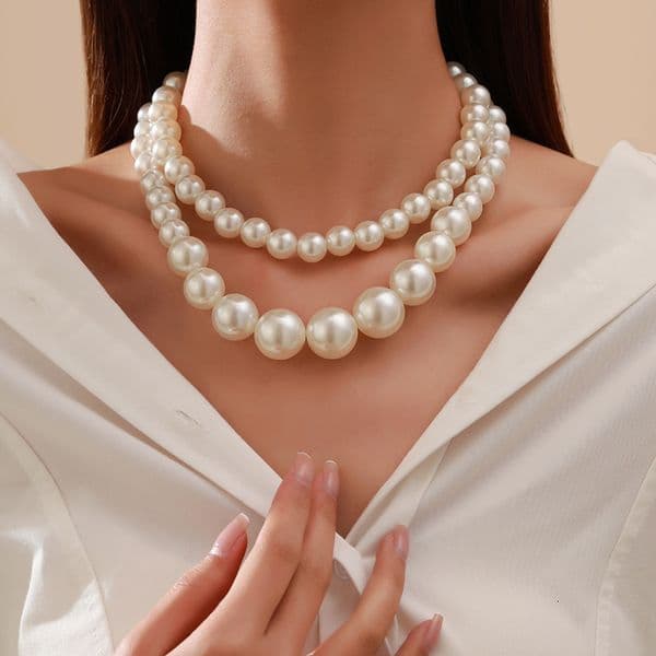 Statement Jewelry Exaggerated Large Pearl Elegant Choker Collarbone Chain Multi-layer Beaded Necklace for Women
