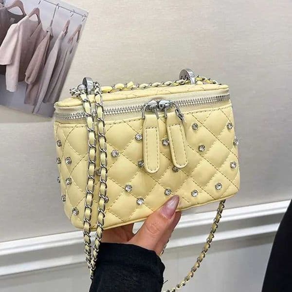Fi Diamd-Grid Chain Handbag Wens Spring Summer Solid Color PU Leather Square Bag Simple Womens Crossbody Bags Y250722
