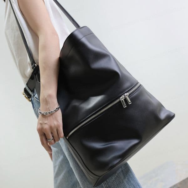 Large Capacity Hobo In Leather Luxury Designer Soft Genuine Leather Shoulder Bag Suede Lining Handbag Magnetic Closure Clutch Bag Zip Pocket Tote Bag Purse 10A