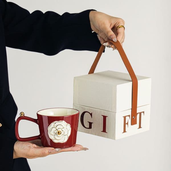 cologne 2026 Designer Luxury Camellia Bone China Elegant Ceramic Cups Tea Coffee Mugs With Gift Box Birthday Gifts For Women Mothers perfume Day Free Shipping