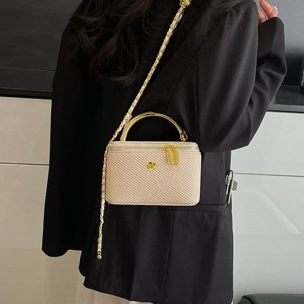 Luxury Brand Designer Bag High-End Fashionable Handbag For Women 2025 New Spring Summer Niche Design Chain Shoulder Crossbody Bag