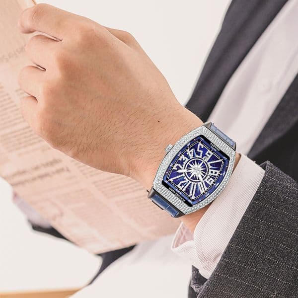 Foreign trade designer's watch, men's Frankish wine barrel watch, large dial watch, starry sky belt, yacht diamond inlaid vintage watch, belt buckle