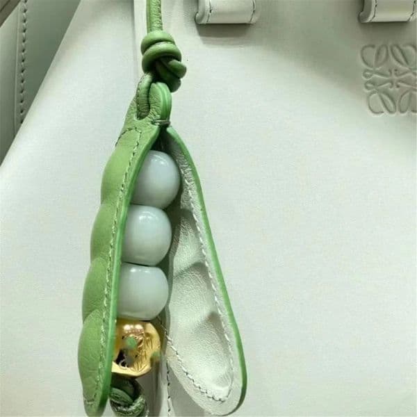 Women Girls Delightful Pea Shaped Hanging Ornament Versatile and Colorful Key Holder Accessory for Bags and Phones Decoration 250717