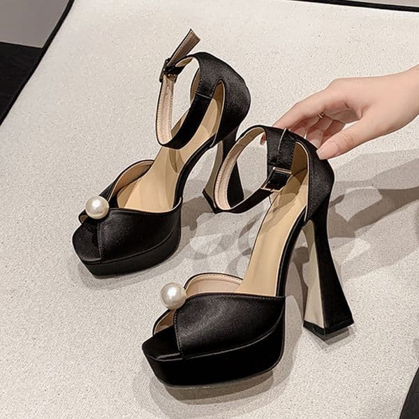 Brand Fashion White Black Chunky Platform Sandals Women Pearl Design Square Toe Super High Heels Elegant Party Prom Shoes