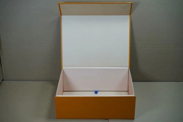 Fashion Box Shopping bag bags gift bag Factory wholesale for Big seller Exclusive for dealers