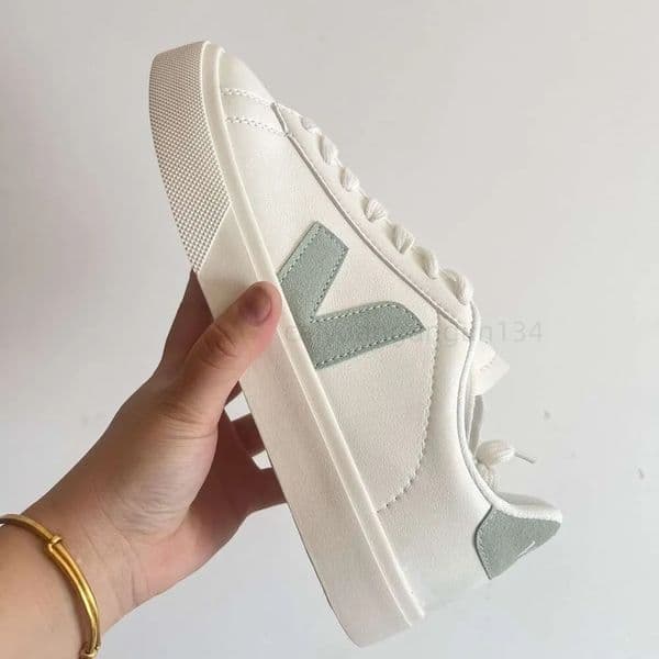2024 Hot Fashion French Brazil Green Low-carbon Life V Organic Cotton Flats Platform Sneakers Women Casual Classic White Designer Shoes Mens Loafers 36-45 c02