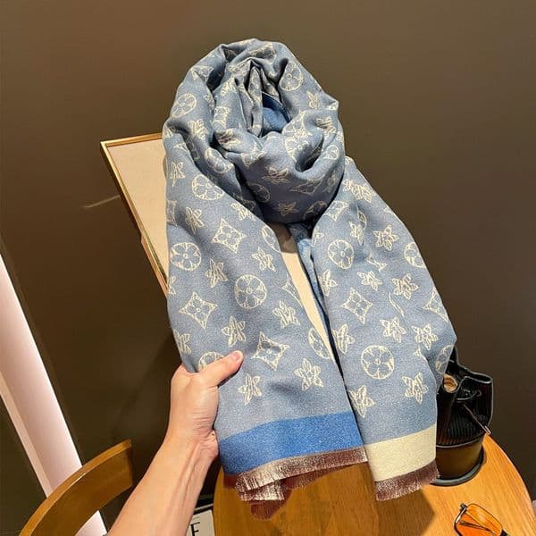 Long-flowered shawl dual-use female autumn and winter warm cape long and thick neck elegant 2025s hot