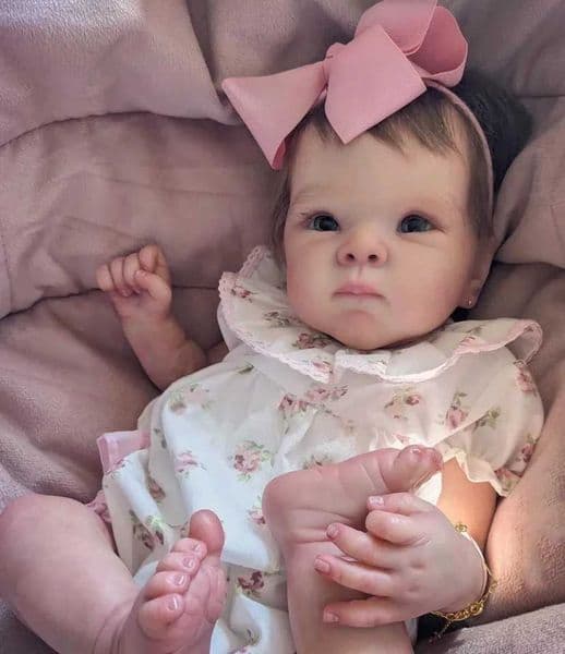 50cm Cuddly Bettie Baby Reborn Doll With Rooted Hair Soft Cloth Body High Quality Painted With Visible Veins Reborn Doll XJ250730