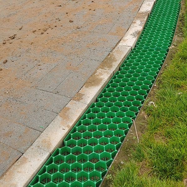 Customized plastic grass grid fire channel wetland HDPE lawn grid