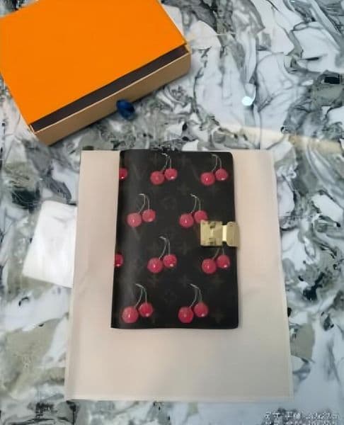Notebook Luxury Wholesale Luxury Genuine Leather Cherry Vintage Floral Print Painted journal Pattern Diary Book Designer Old Flower Letter Business Office Le