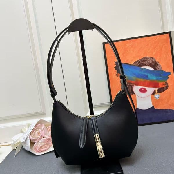 Shoulder Bags Designer Bag Luxury Womens Handbag Leather Composite Bag Classic Underarm Bag Crescent Makeup Bag Mobile Phone Bag Crossbody Designer Clutch tote