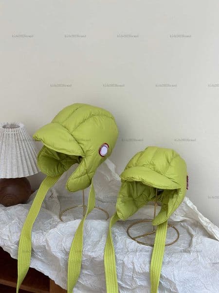 New Winter Down Hat Minimalist solid color kids Hats Box packaging Ear protection design baby caps A356X10N275