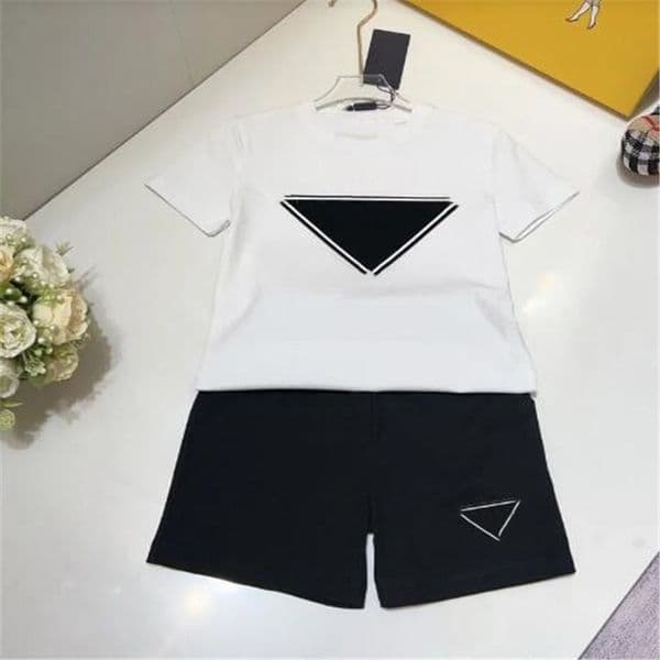 Designer kids Clothing Sets Baby Boy Girl T Shirt and Shorts 2 Pcs Suits Fashion Summer Children Tracksuit OutfitsJ260530