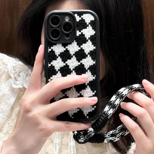 Retro Winter Woven Cloth Lattice Grid Lanyard Soft Phone Case For iphone 16 15 14 13 12 11 Pro Max Plus Tweed Shockproof Cover
